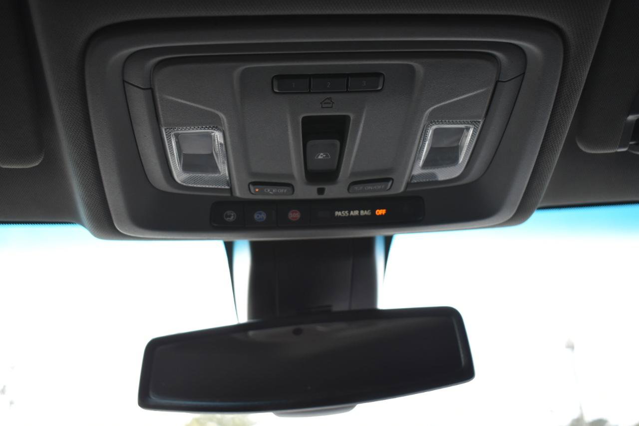 Used 2021 GMC Sierra 1500 SLT image 42