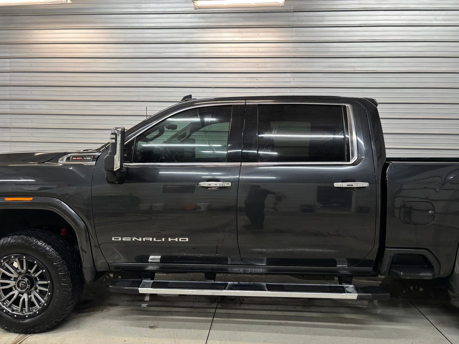 Used 2020 GMC Sierra 3500 Denali w/ Denali Ultimate Package image 7