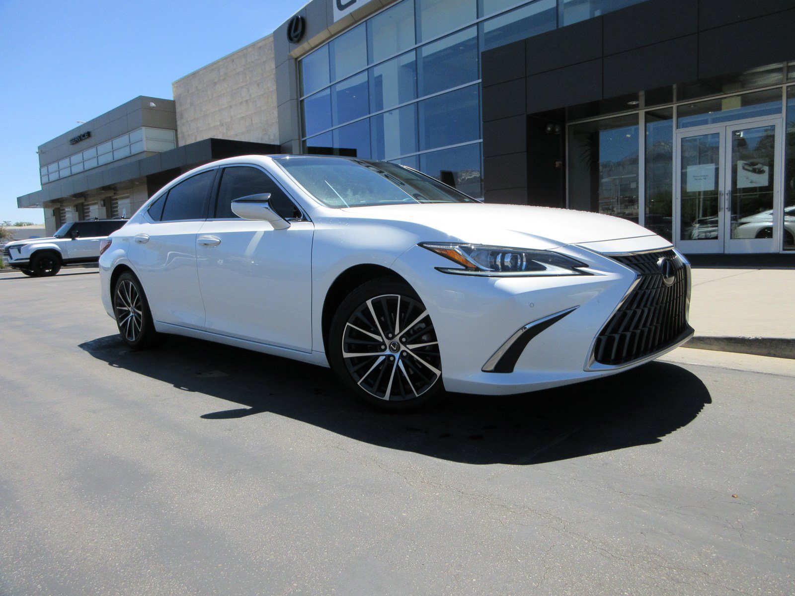 Used 2022 Lexus ES 350 w/ Premium Package FWD image 13