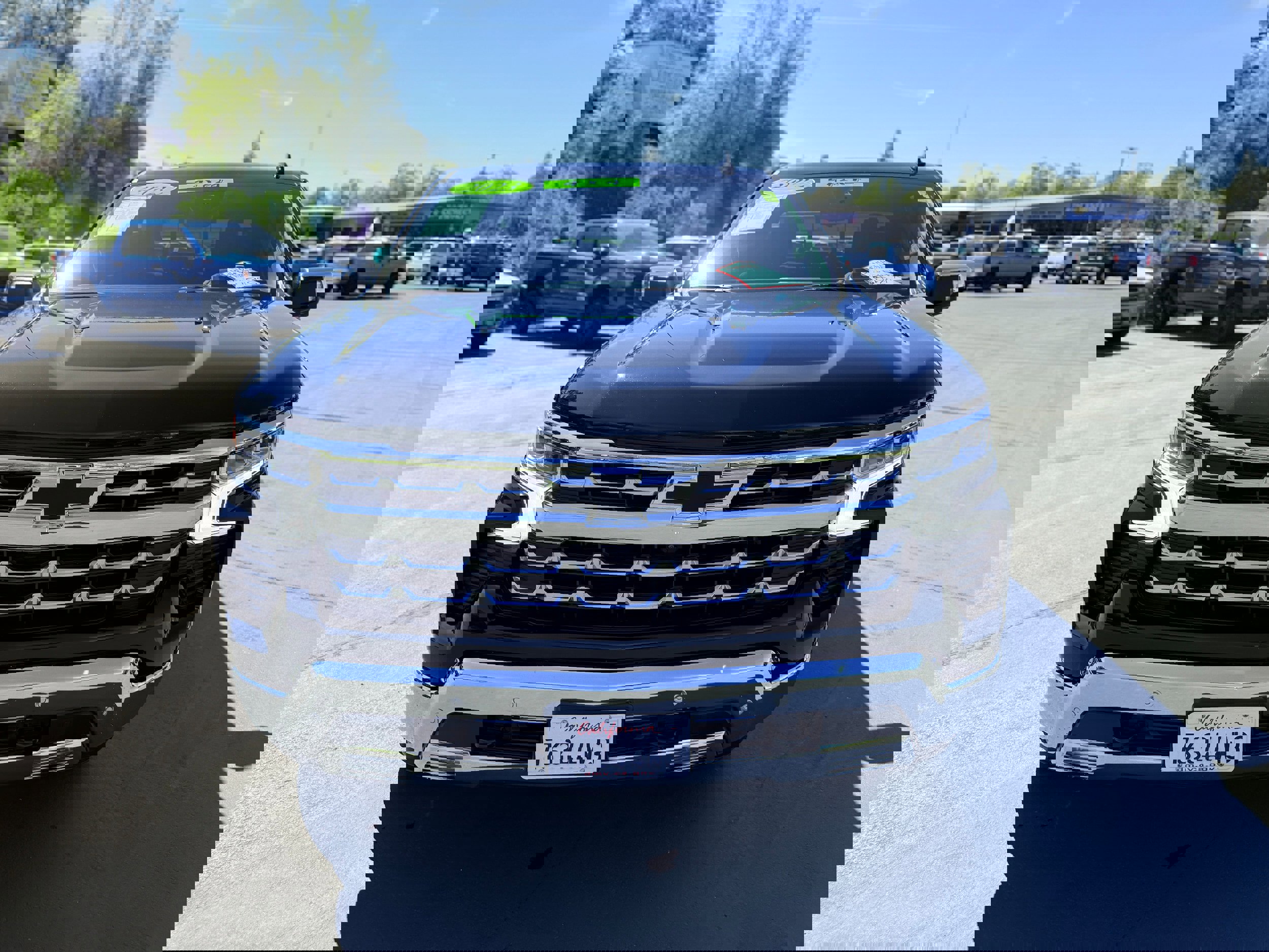 Used 2023 Chevrolet Silverado 1500 LTZ w/ LTZ Premium Package image 3