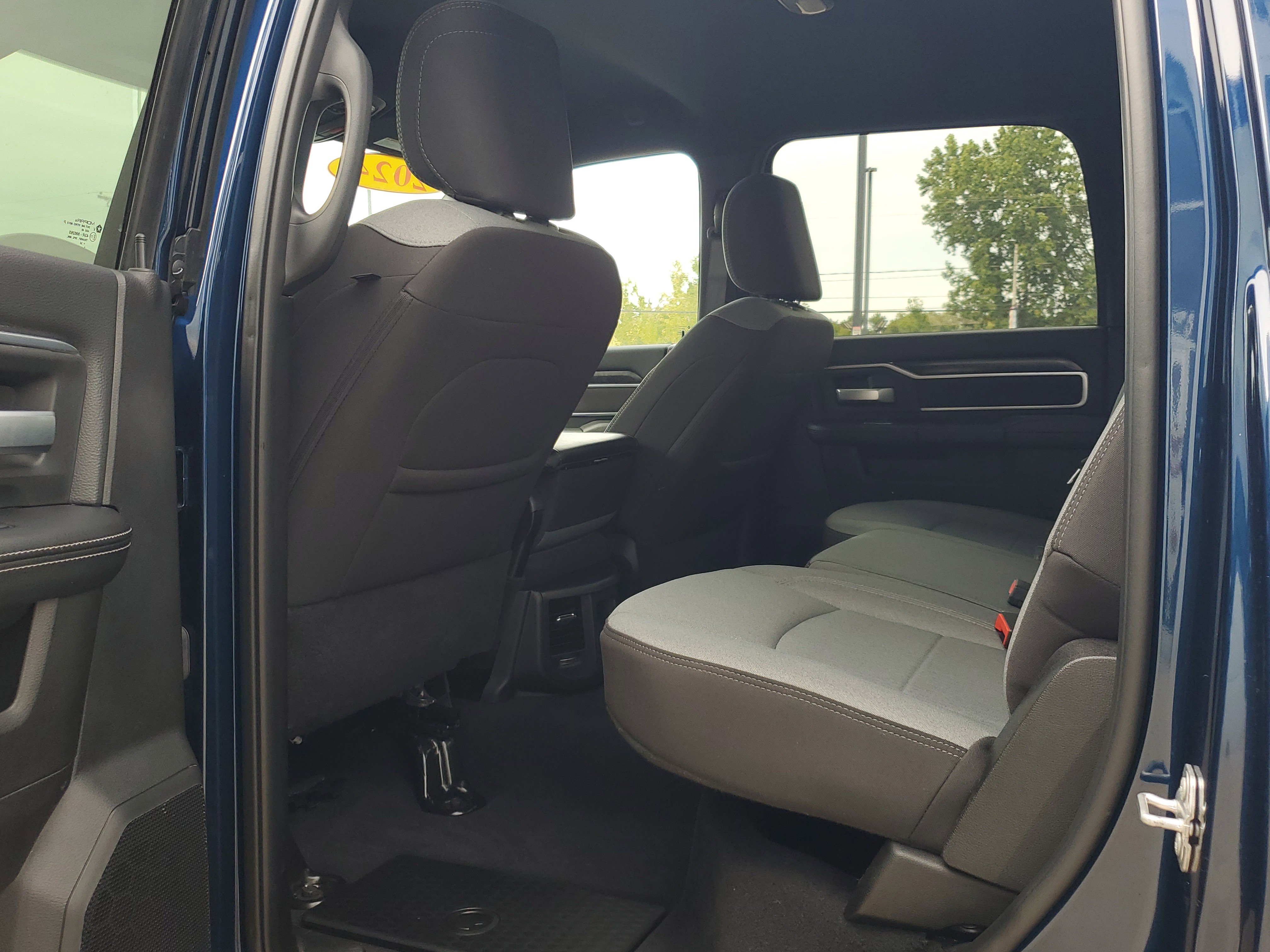 Used 2024 RAM 2500 Big Horn w/ Bed Utility Group image 23