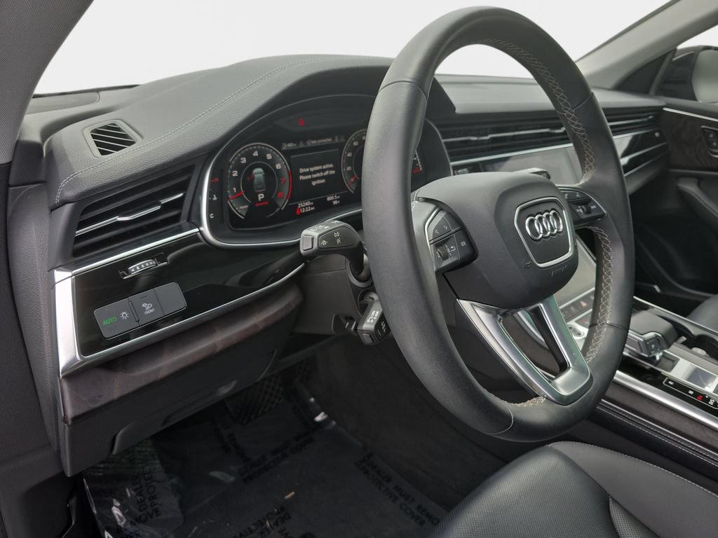 Used 2023 Audi Q8 Premium Plus w/ Premium Plus Package AWD/4WD image 25