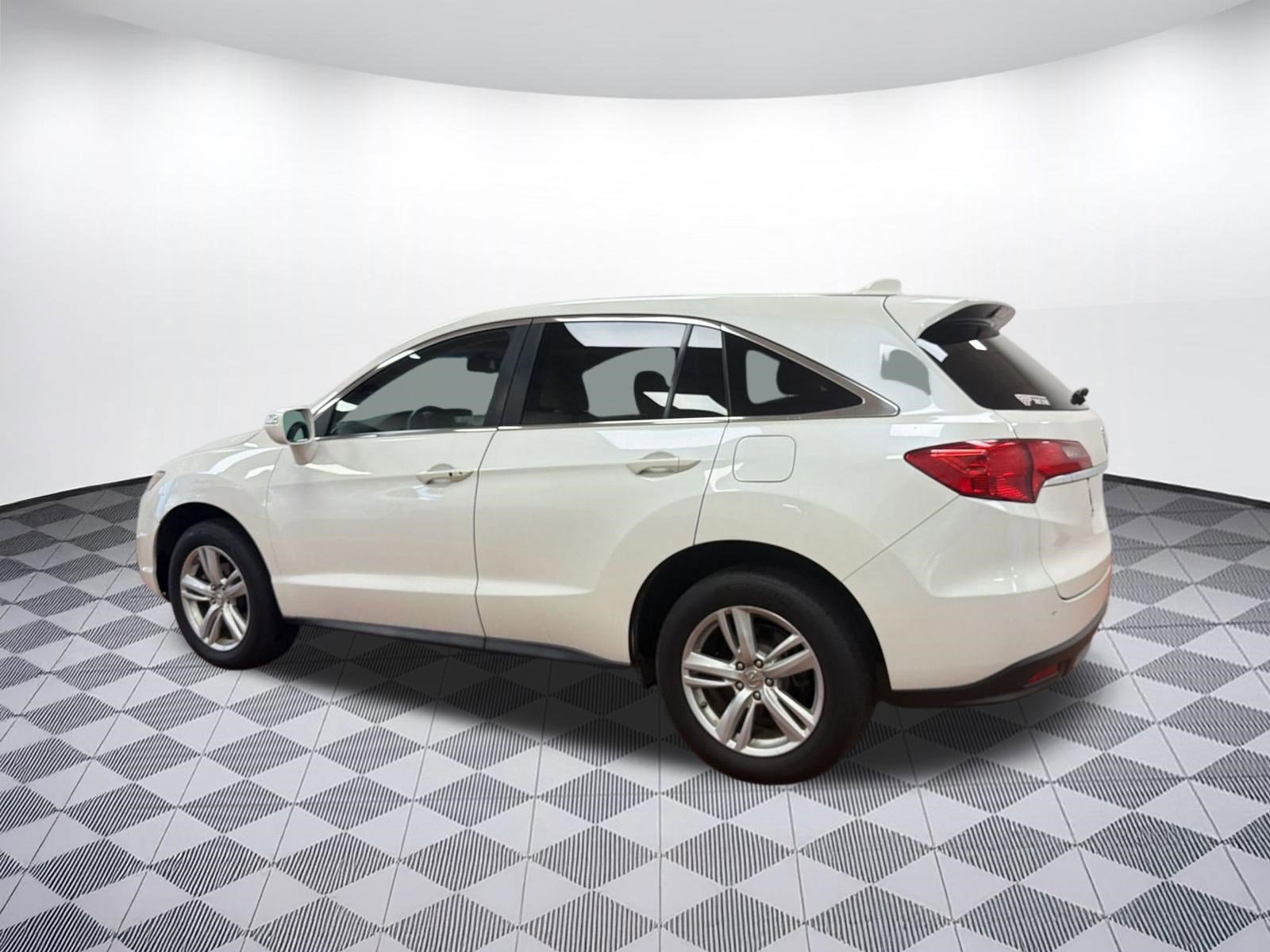Used 2014 Acura RDX AWD w/ Technology Package image 3