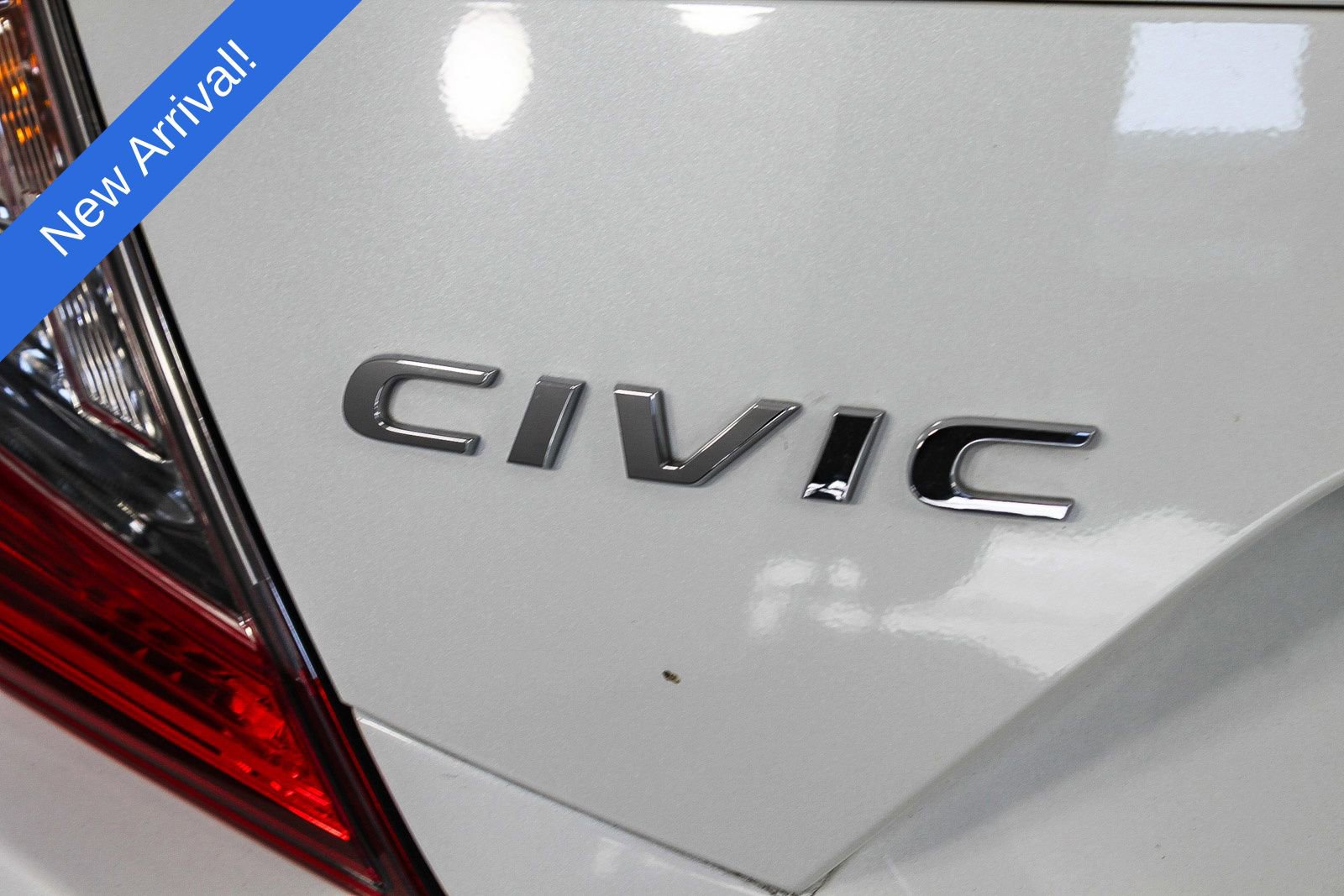 Used 2017 Honda Civic Touring image 10