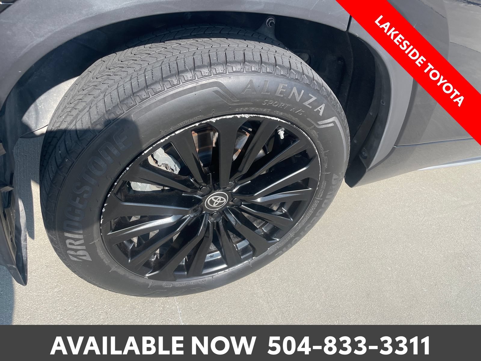 Used 2023 Toyota Highlander XSE AWD/4WD image 11