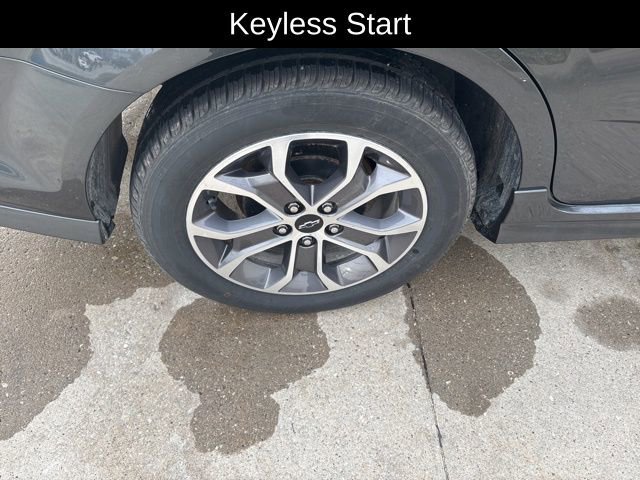 Used 2020 Chevrolet Sonic LT w/ Convenience Package image 10