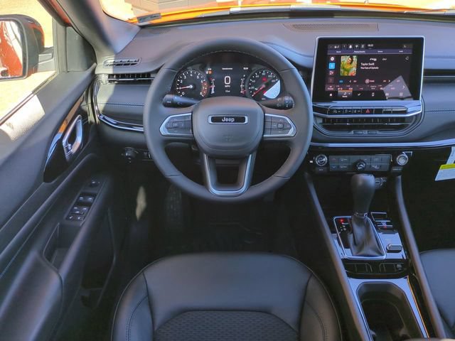 New 2026 Jeep Compass Latitude AWD/4WD image 16