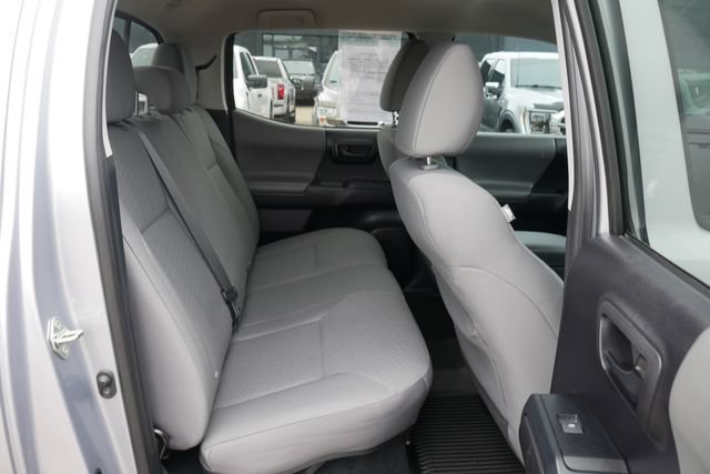Used 2020 Toyota Tacoma SR AWD/4WD image 25