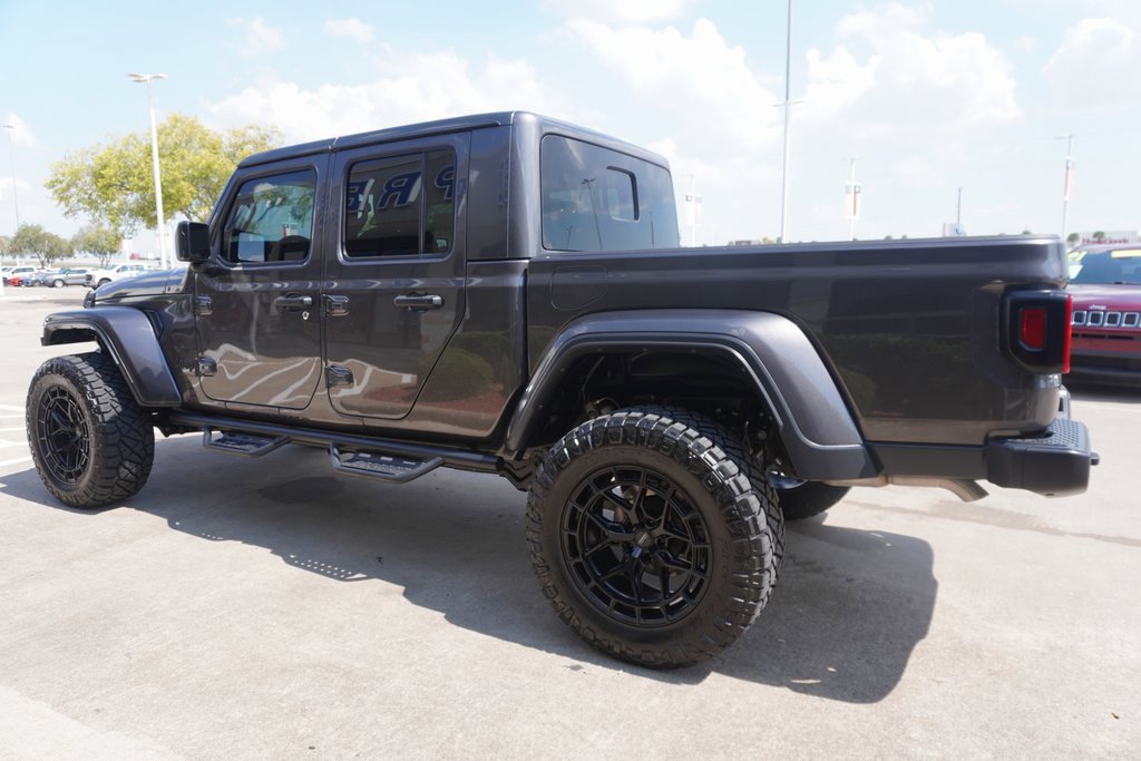 Used 2024 Jeep Gladiator Sport image 4