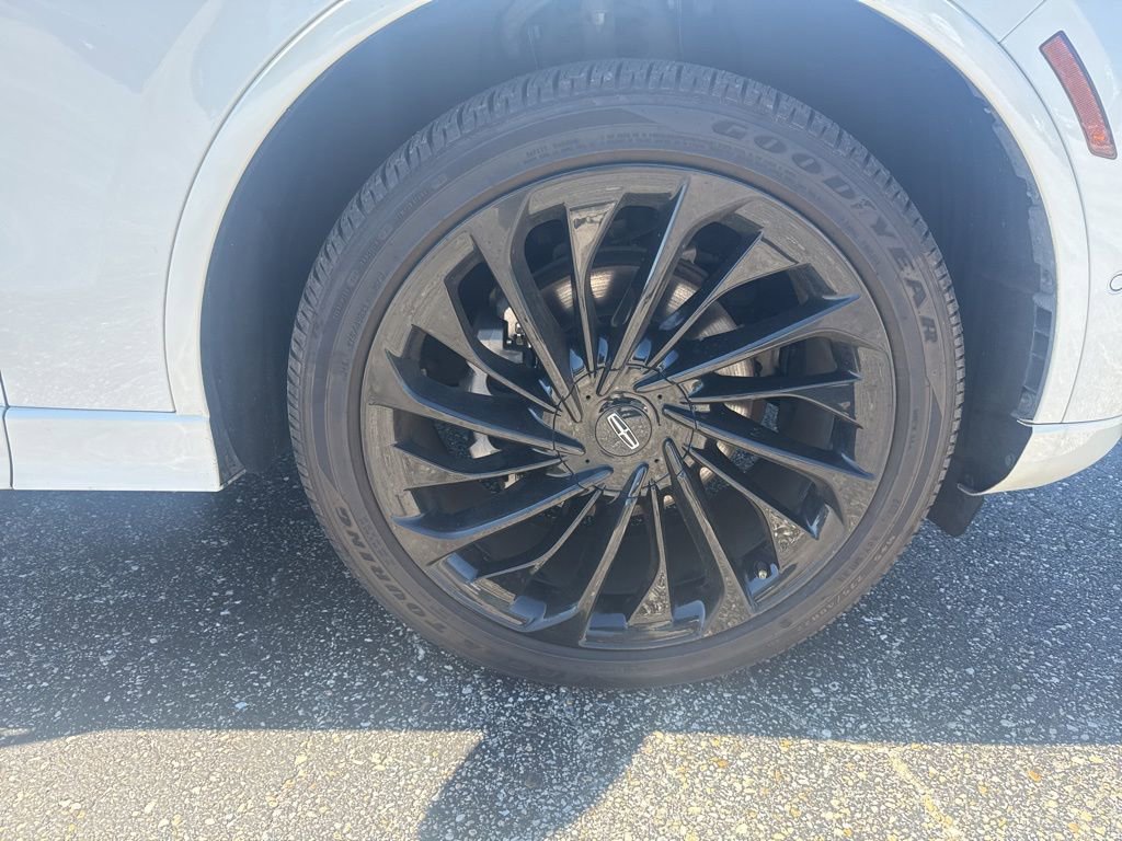 Used 2022 Lincoln Aviator Reserve w/ Equipment Group 201A AWD/4WD image 28