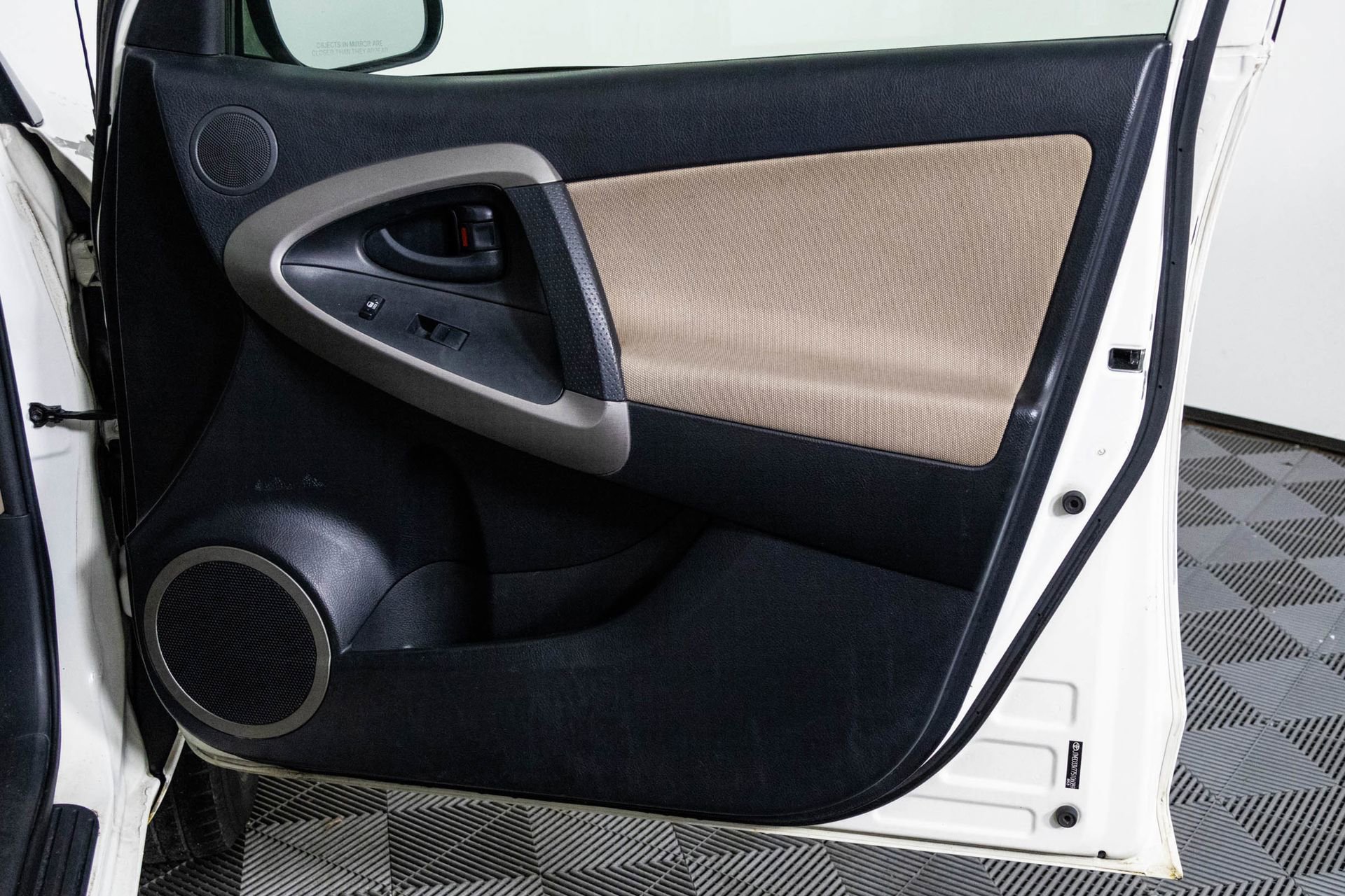 Used 2007 Toyota RAV4 4WD image 33