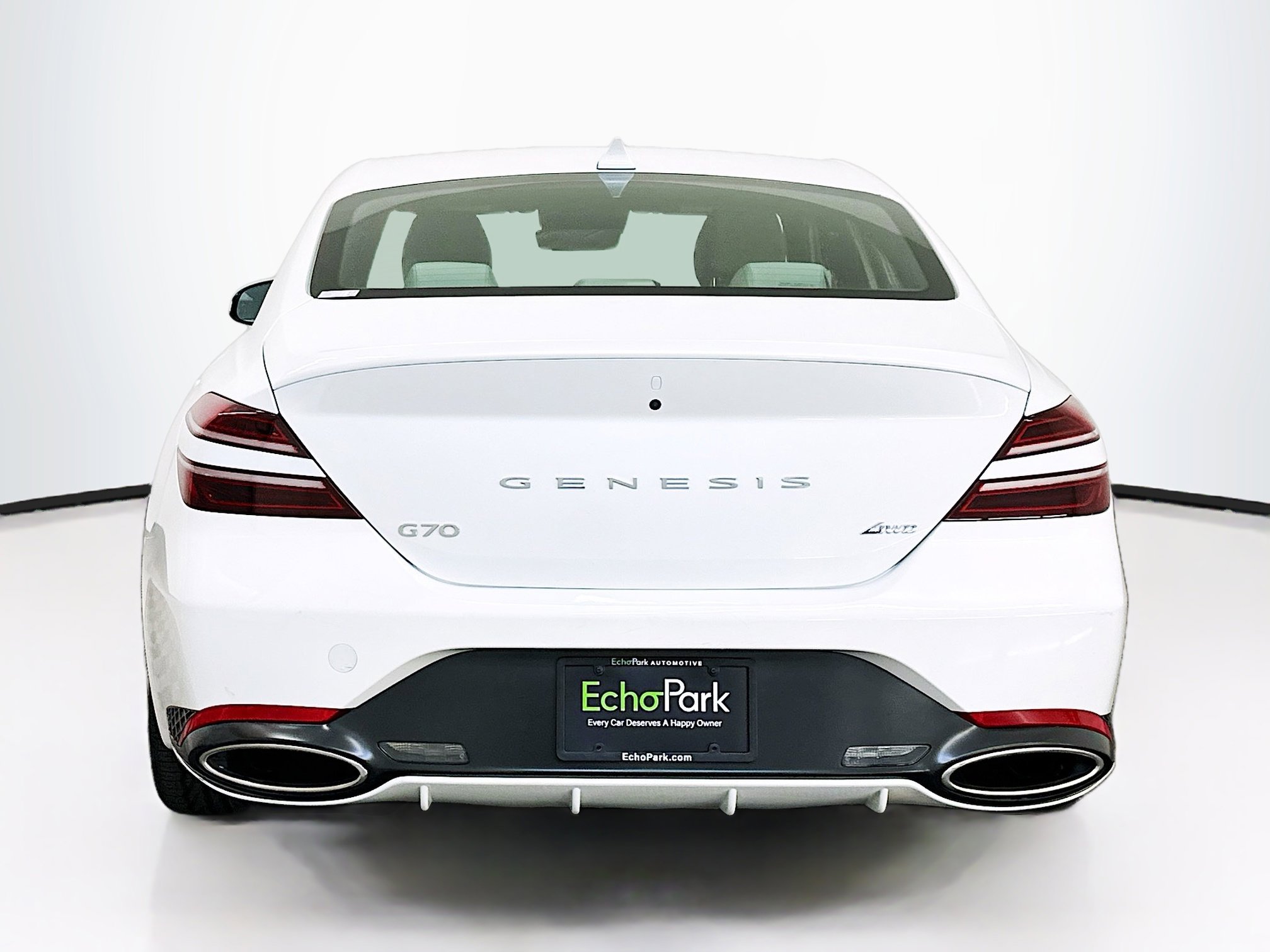 Used 2025 Genesis G70 2.5T image 7