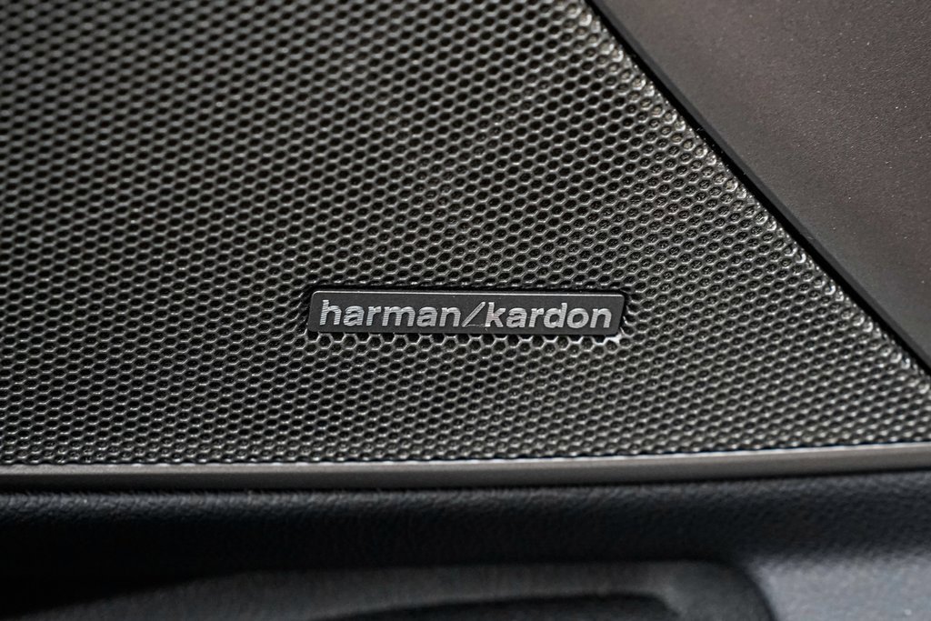 Used 2022 BMW M340i xDrive image 10