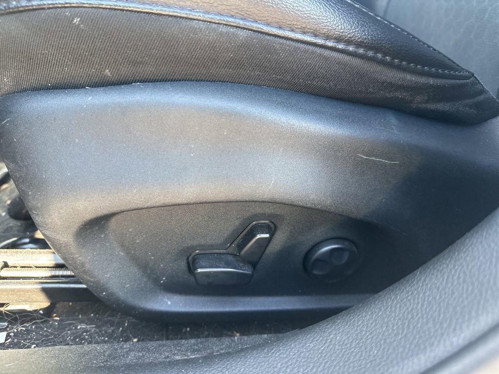 Used 2019 Jeep Compass Latitude w/ Popular Equipment Group image 16