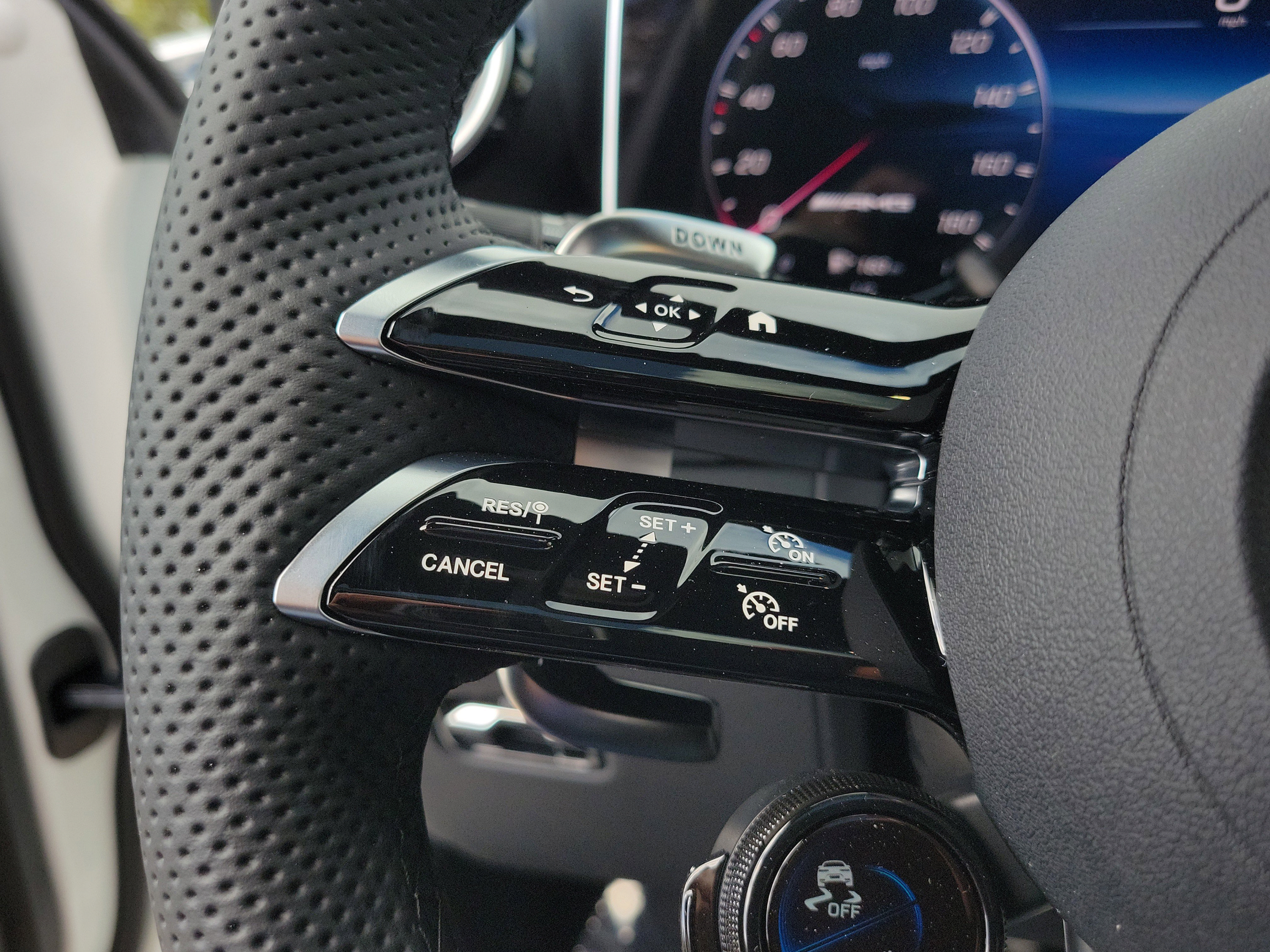 New 2026 Mercedes-Benz GLC 43 AMG 4MATIC image 25