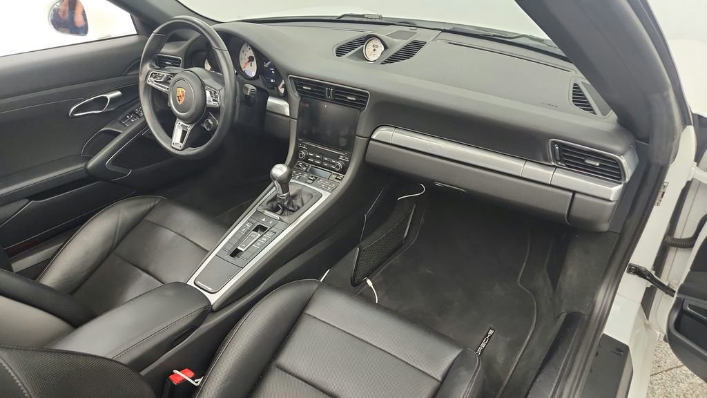 Used 2017 Porsche 911 Targa 4S AWD/4WD image 49