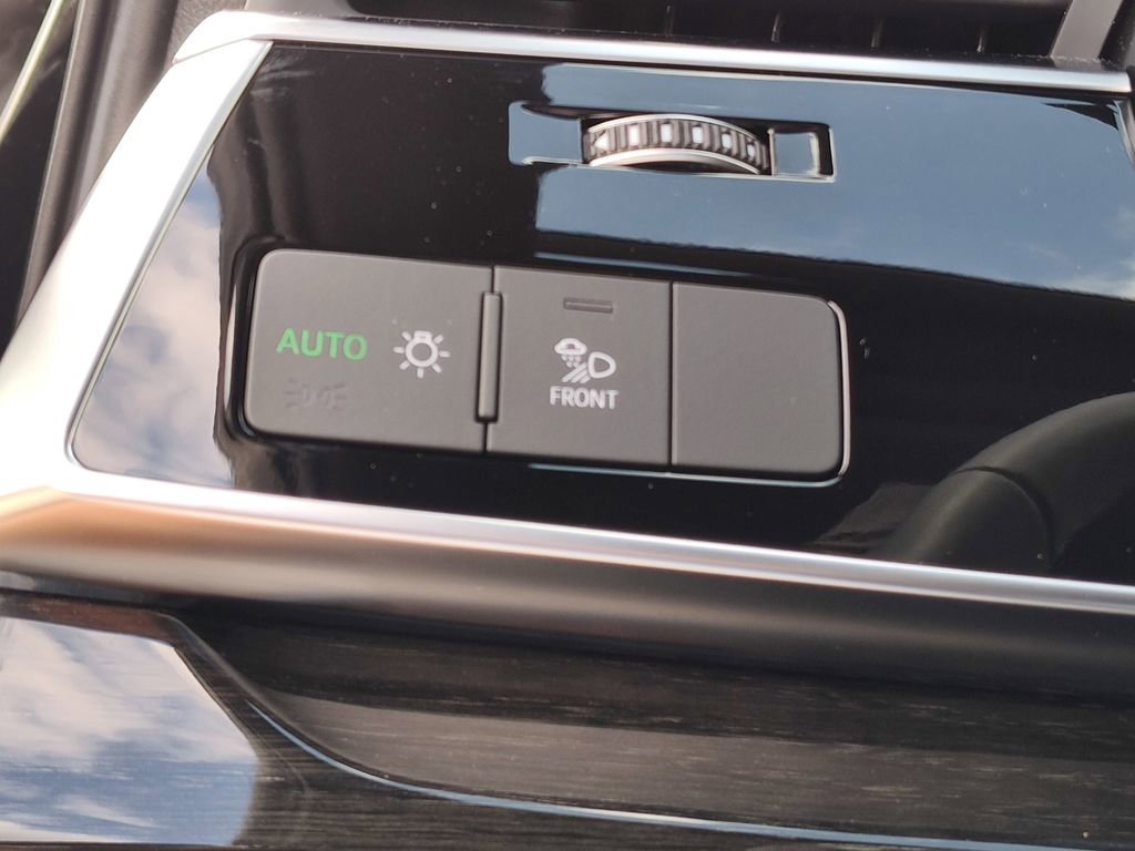 Certified 2025 Audi Q7 3.0T Premium Plus w/ Premium Plus Package image 25