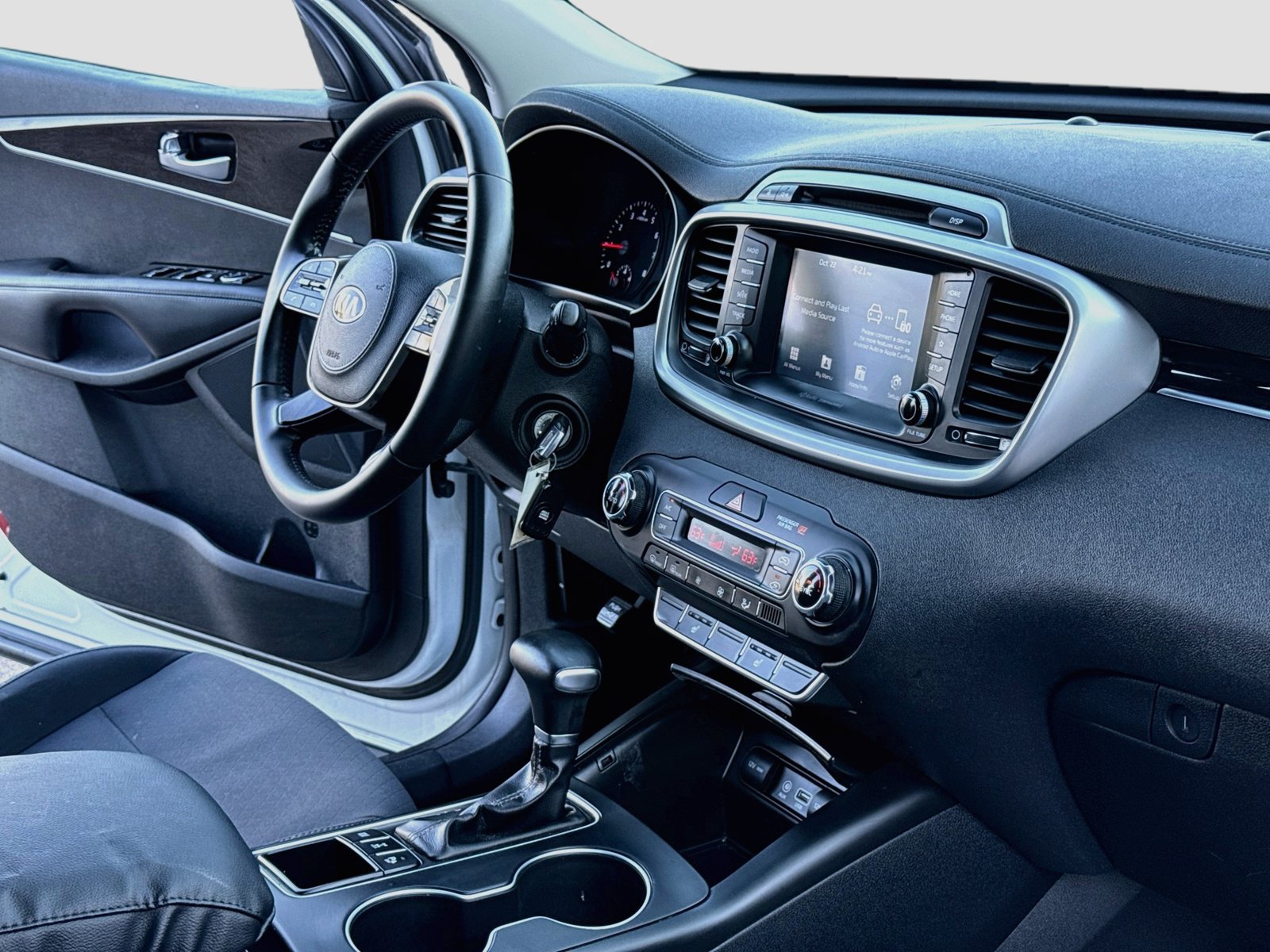 Used 2019 Kia Sorento AWD w/ LX Convenience Package image 15