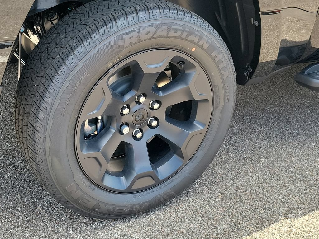 New 2026 RAM 1500 Express AWD/4WD image 5