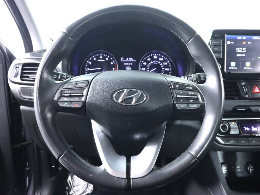 Used 2018 Hyundai Elantra GT w/ Style Package 02 FWD image 11