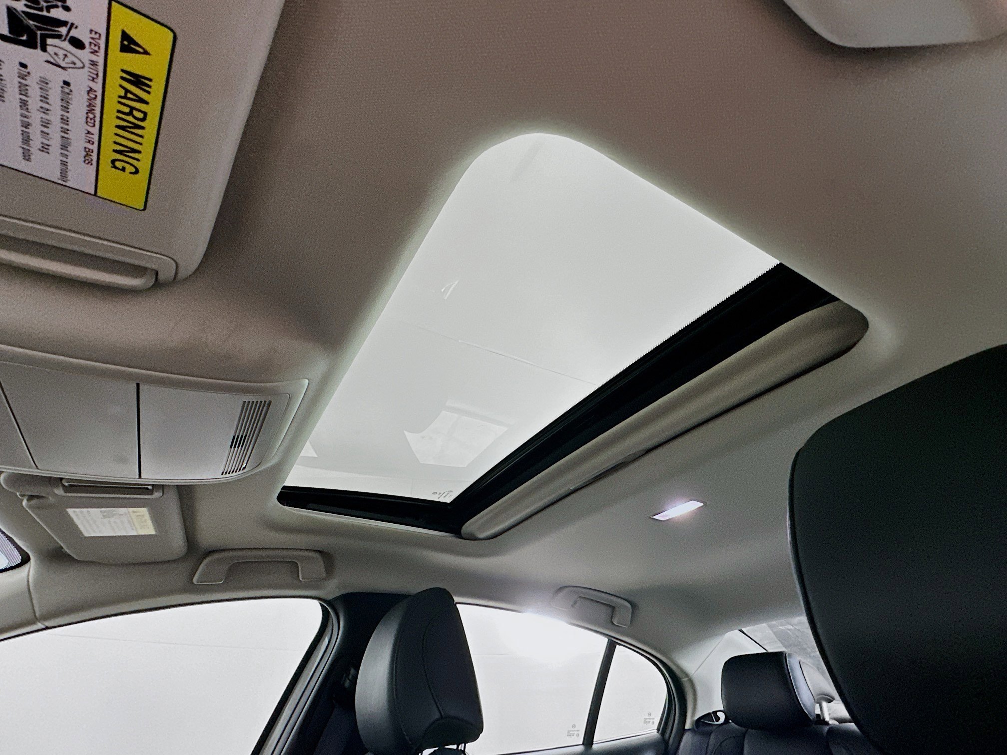 Used 2025 MAZDA MAZDA3 s image 26