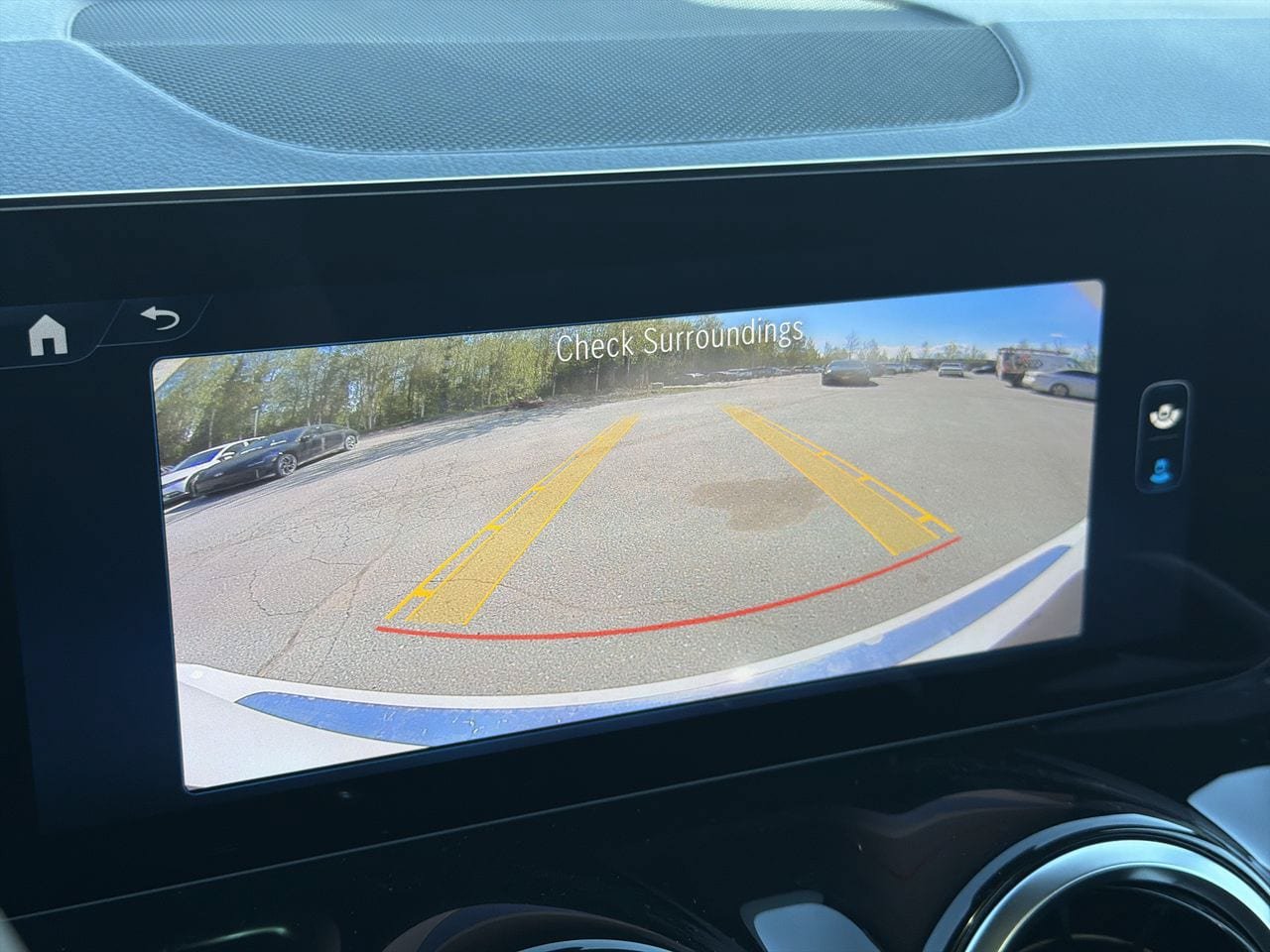 Used 2026 Mercedes-Benz GLB 250 4MATIC image 17