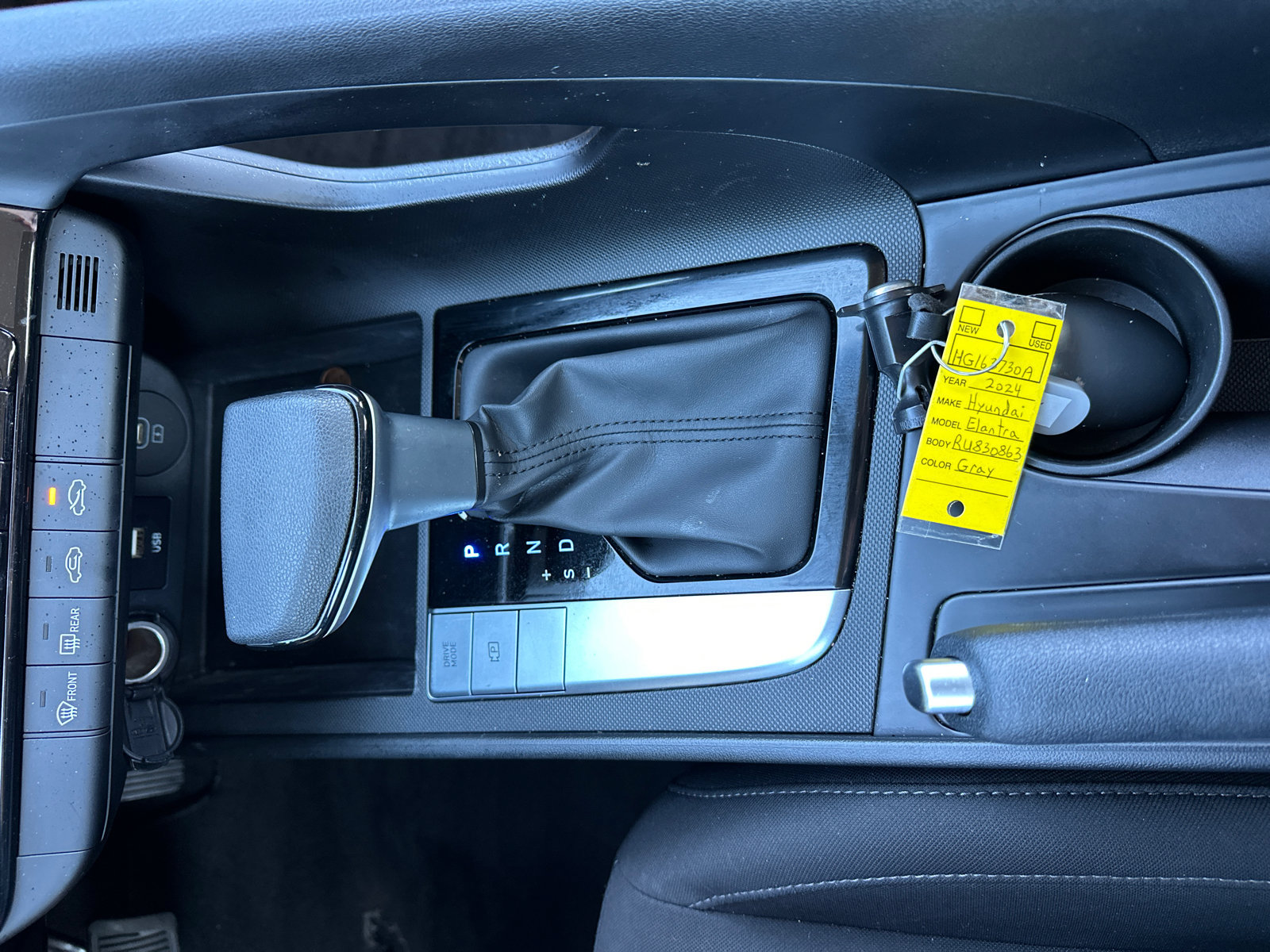 Certified 2024 Hyundai Elantra SEL FWD image 26