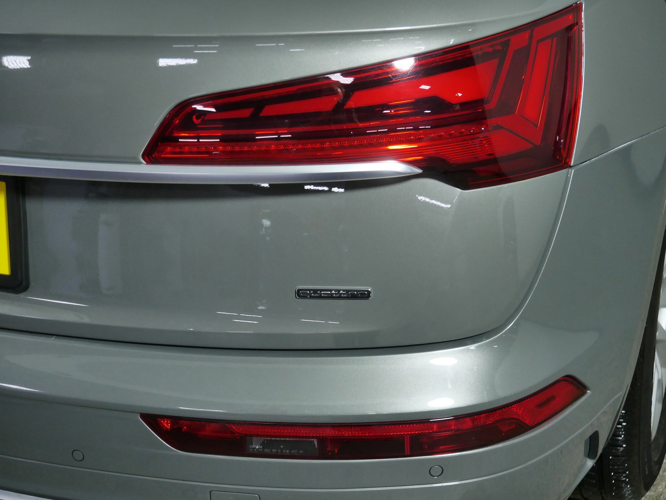 Used 2023 Audi Q5 2.0T Premium w/ Convenience Package image 17