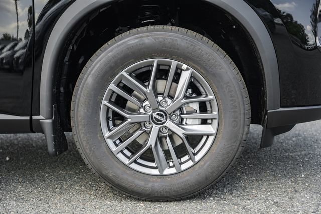 New 2026 Nissan Rogue S image 15