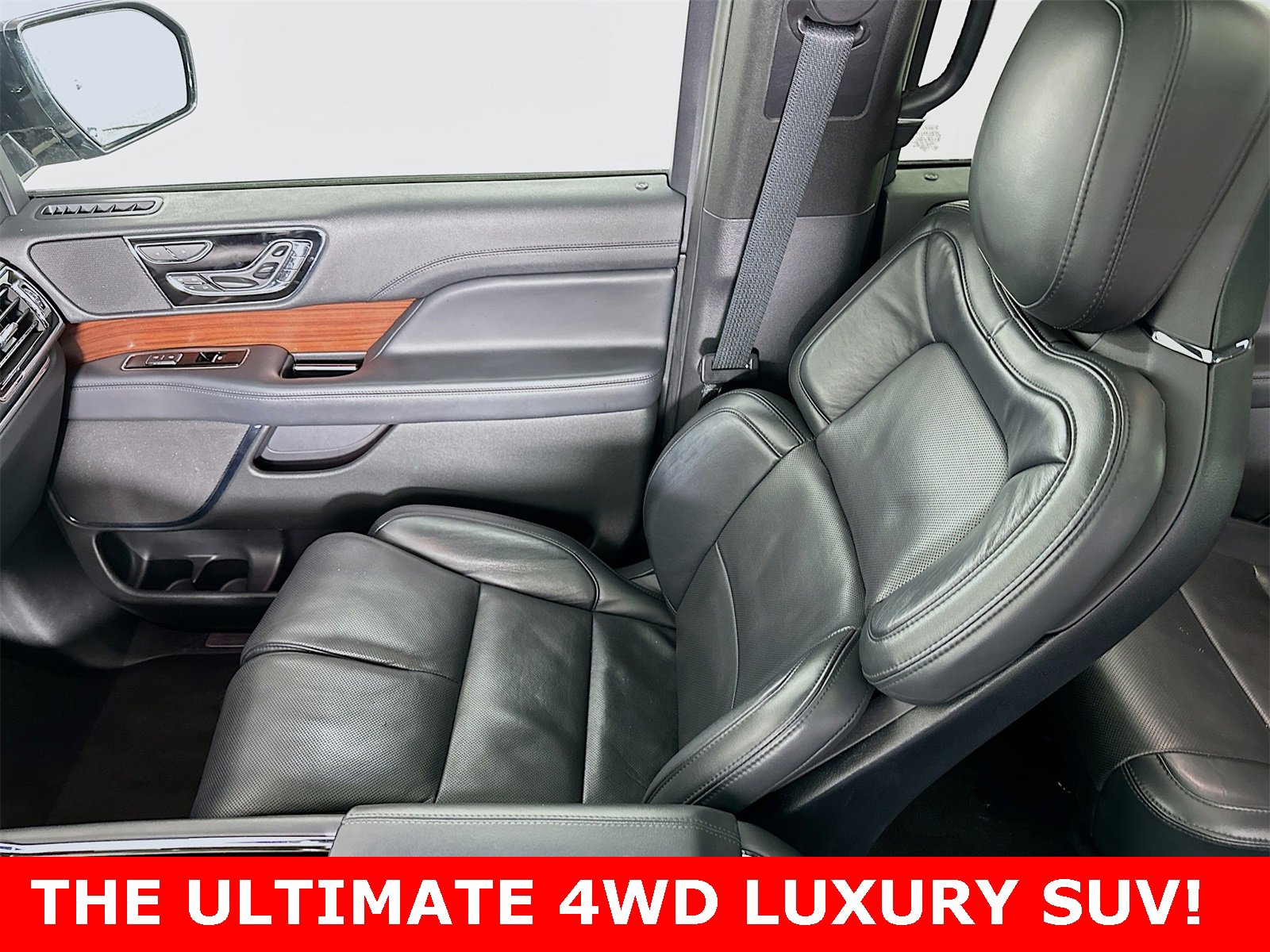 Used 2023 Lincoln Navigator Reserve image 29