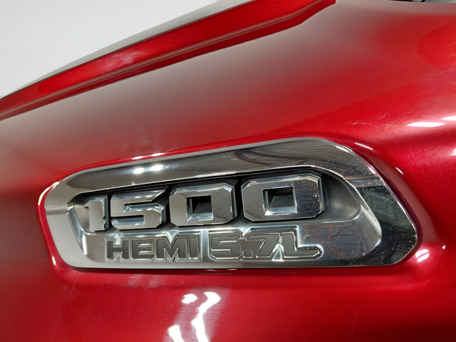 Used 2020 RAM 1500 Laramie AWD/4WD image 17