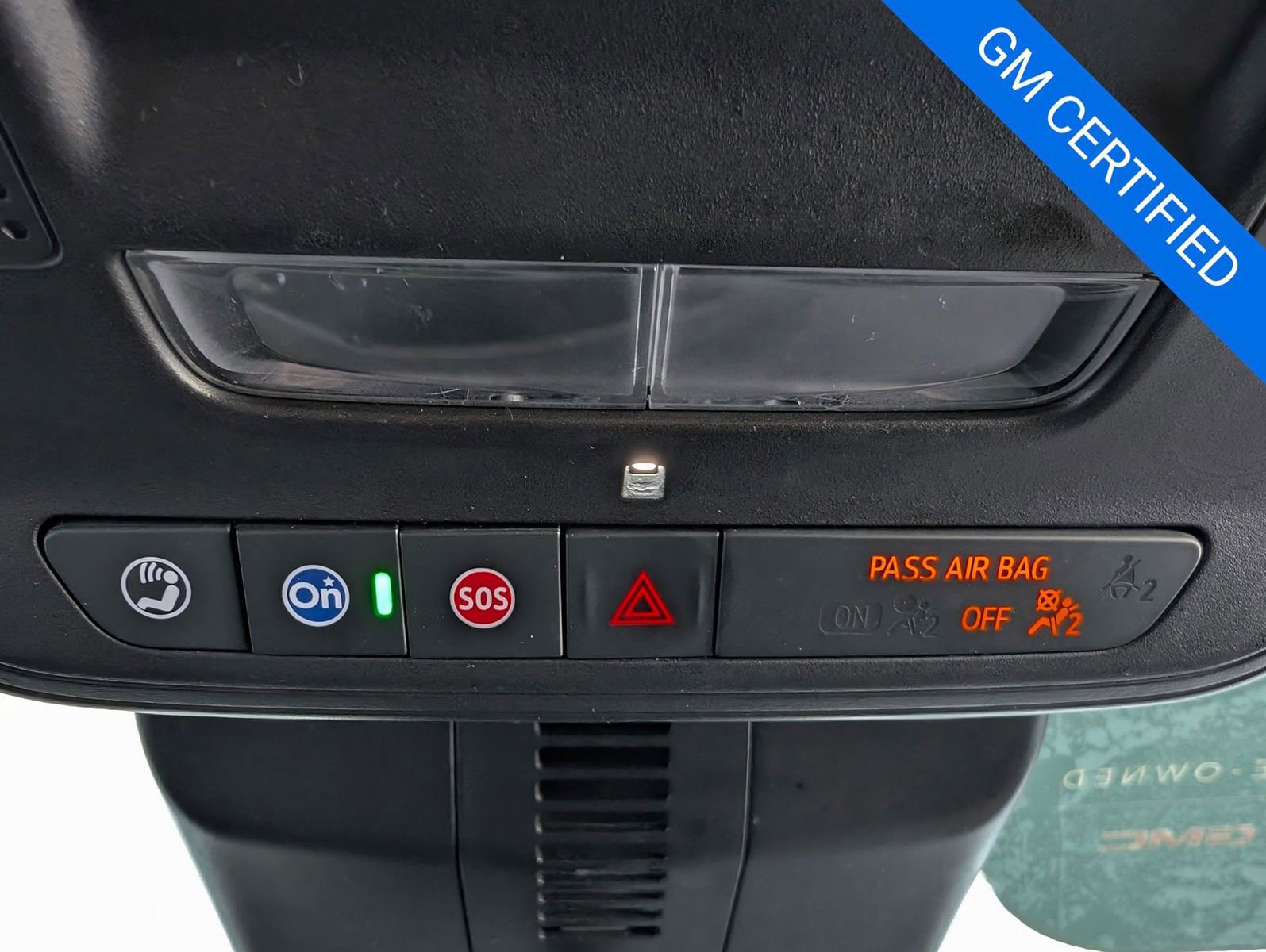 Used 2025 Chevrolet Traverse LT image 18