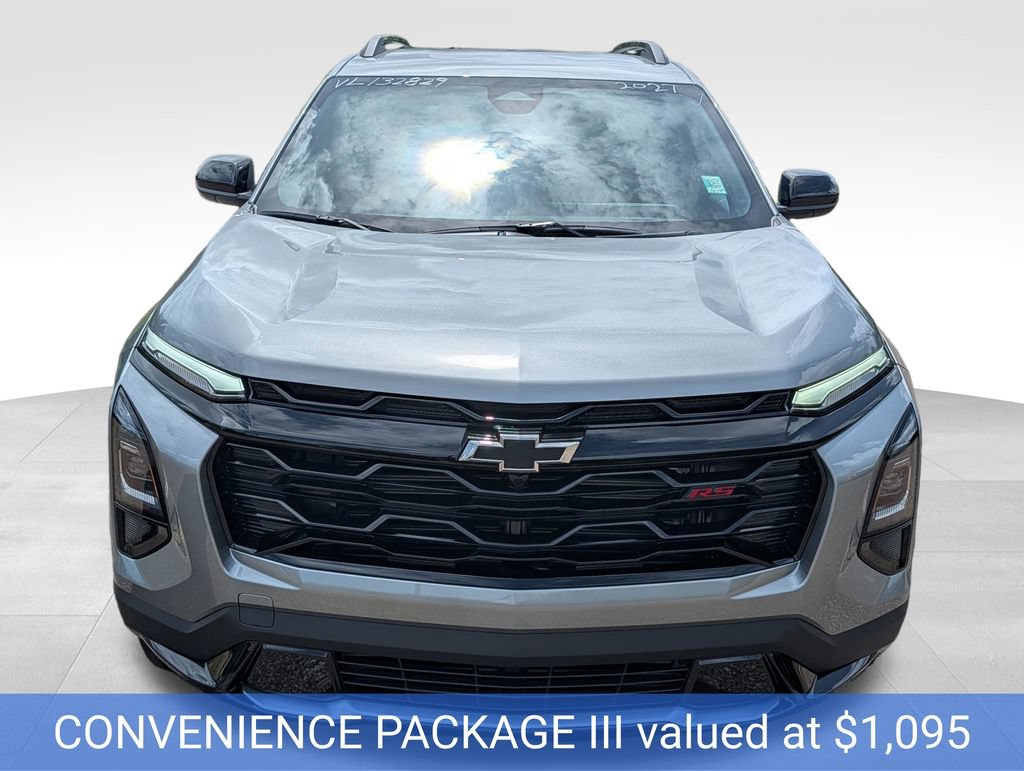 New 2027 Chevrolet Equinox RS w/ Convenience Package III FWD image 3