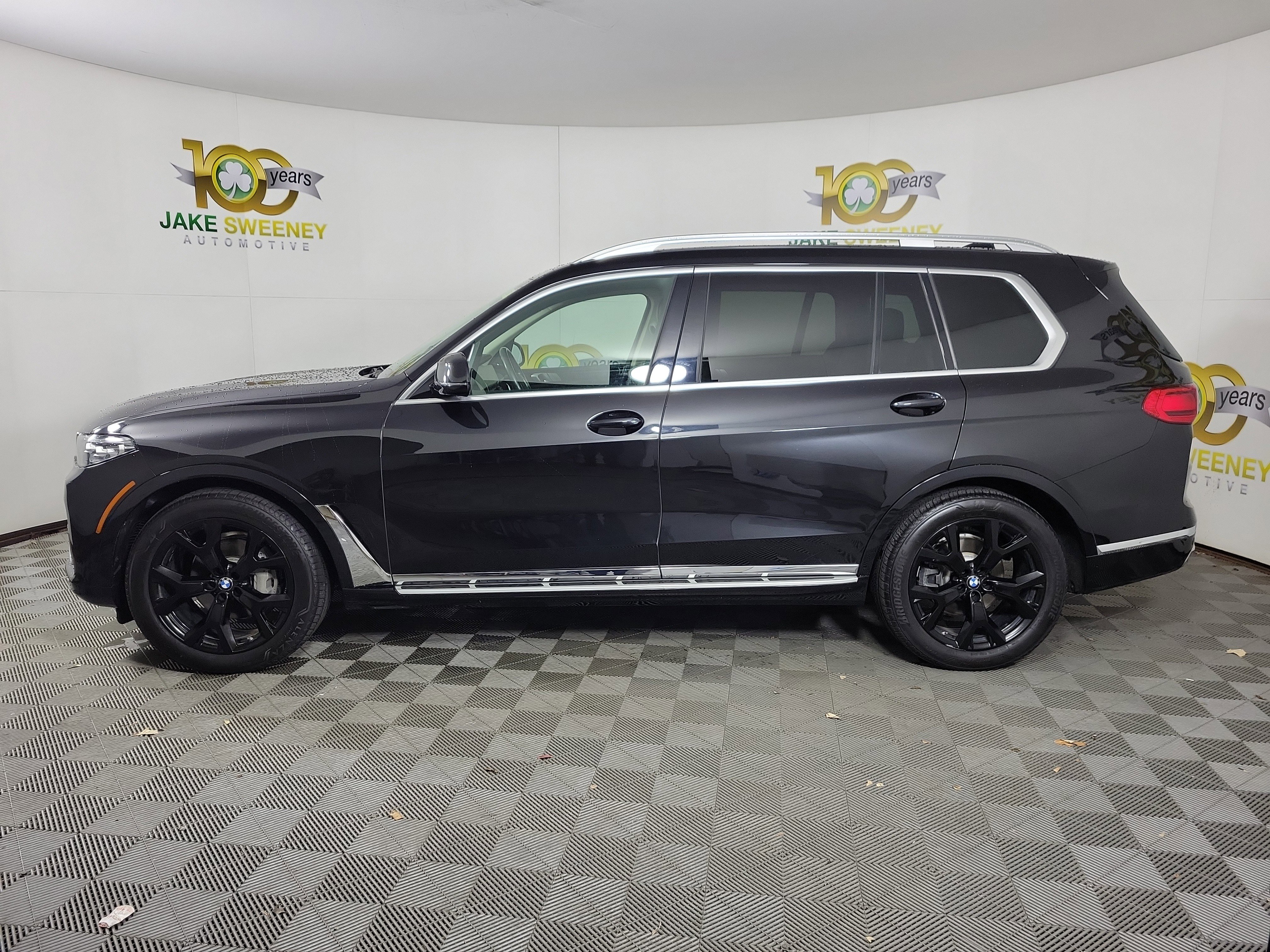 Used 2020 BMW X7 xDrive40i w/ Premium Package image 2