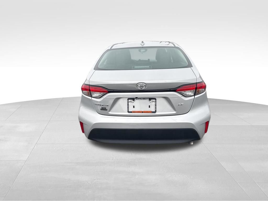 Used 2026 Toyota Corolla LE image 4