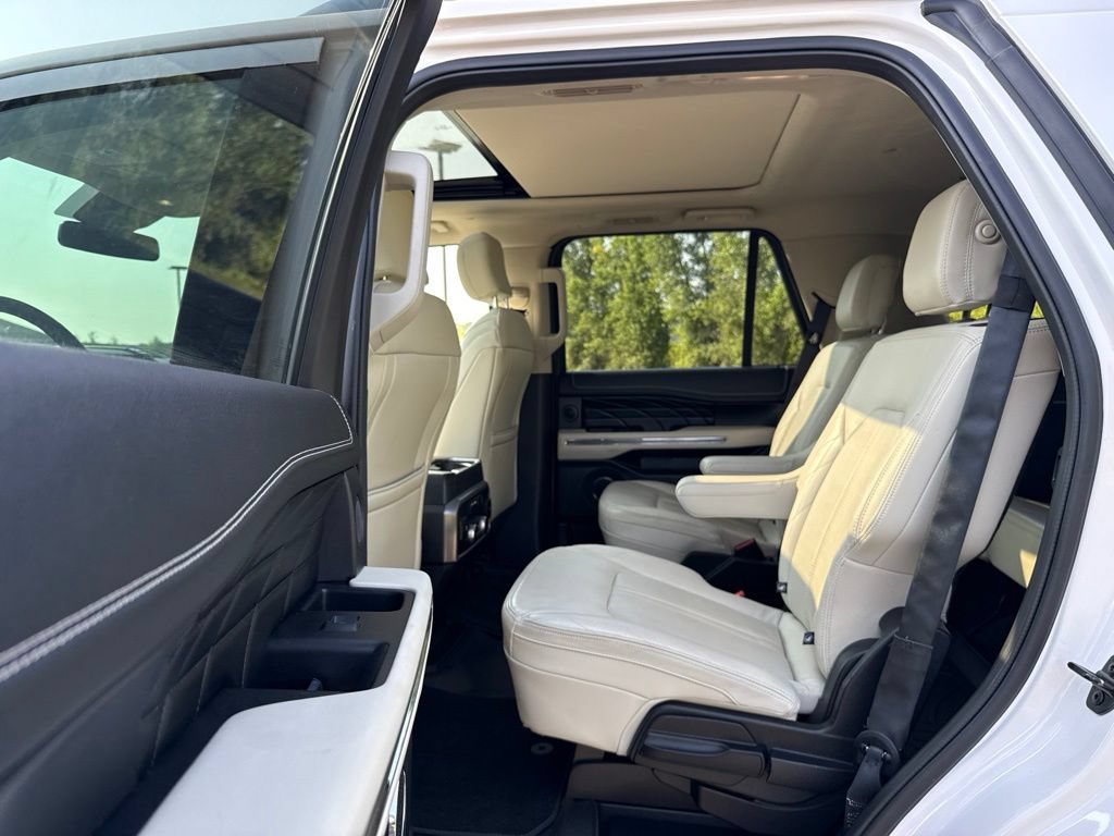 Used 2019 Ford Expedition Platinum AWD/4WD image 26