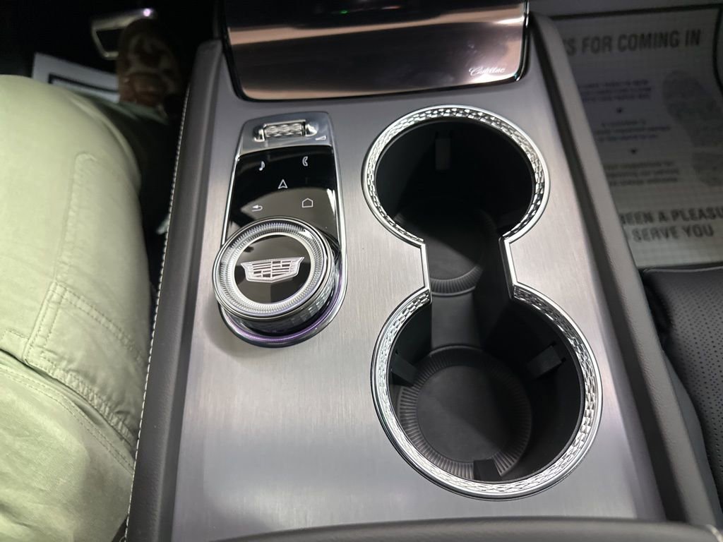 New 2026 Cadillac Vistiq Sport image 43