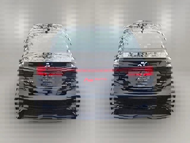 Used 2023 Kia Forte LXS w/ LXS Technology Package image 6