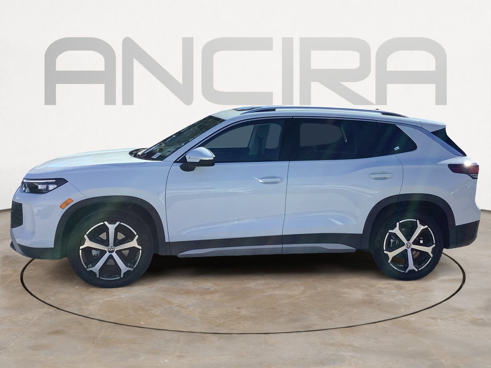 New 2026 Volkswagen Tiguan SE FWD image 5