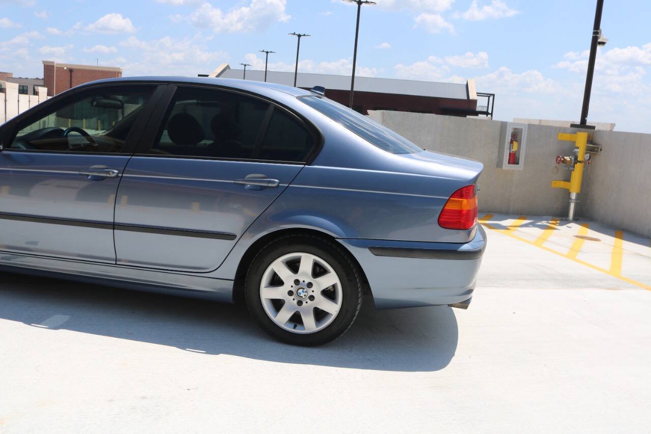 Used 2004 BMW 325xi Sedan AWD/4WD image 47
