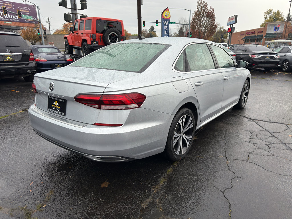 Used 2021 Volkswagen Passat 2.0T SE image 5