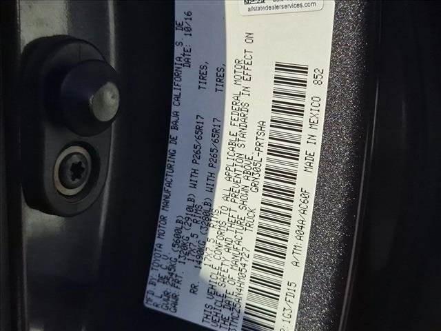 Used 2017 Toyota Tacoma TRD Sport w/ Tow Package (A/T) AWD/4WD image 18