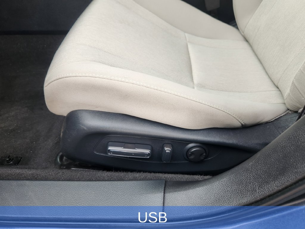 Used 2023 Honda Accord EX image 15