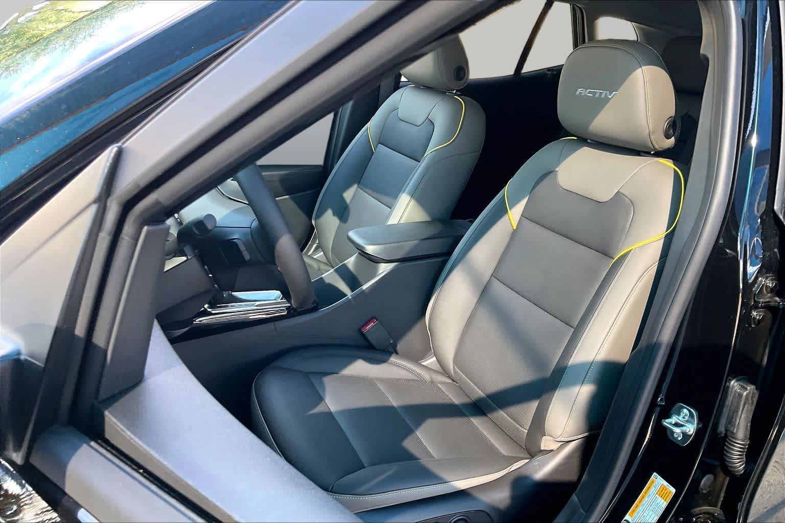 New 2026 Chevrolet Trax ACTIV w/ Driver Confidence Package FWD image 9