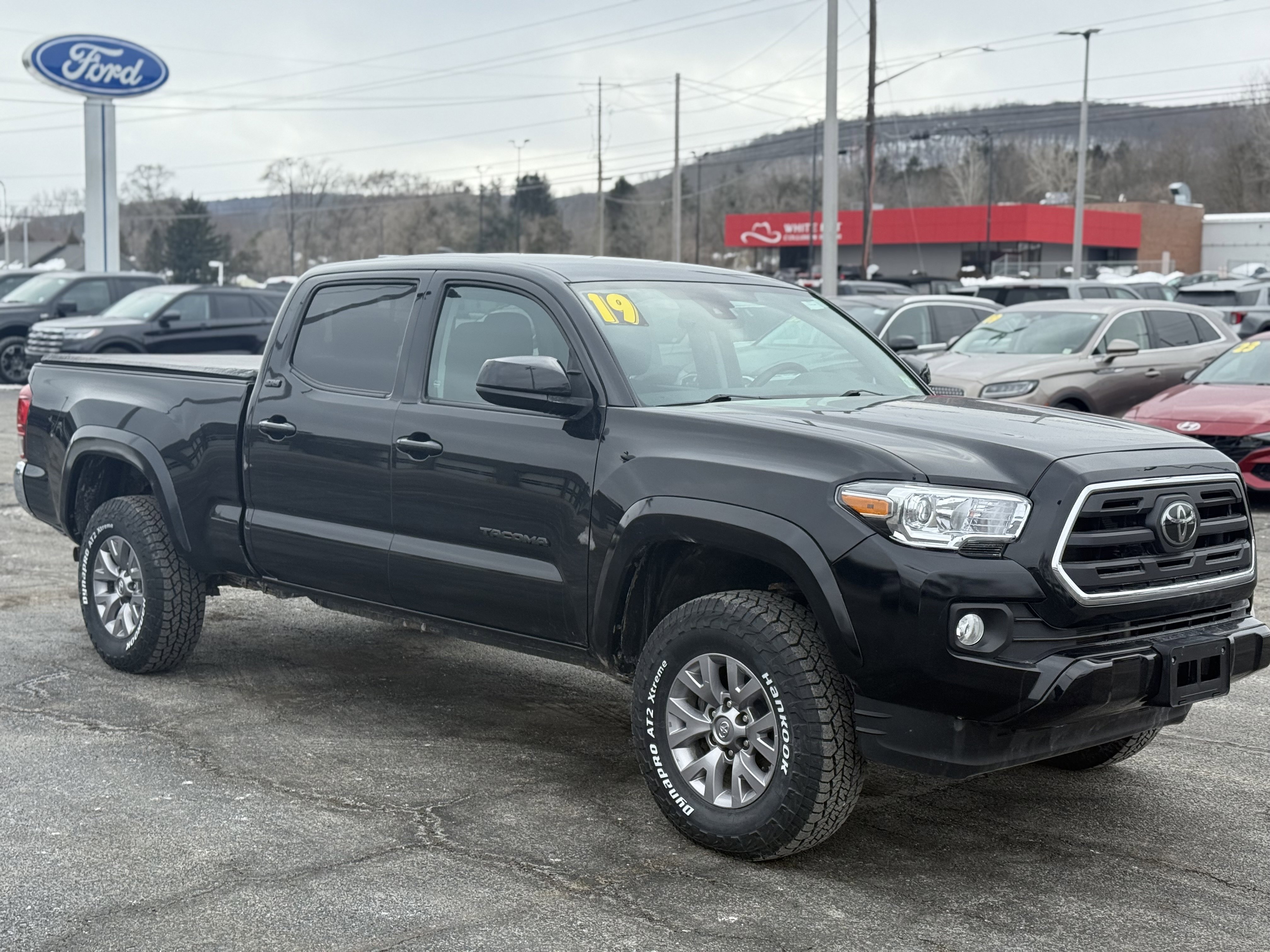 Used 2019 Toyota Tacoma SR5 image 1