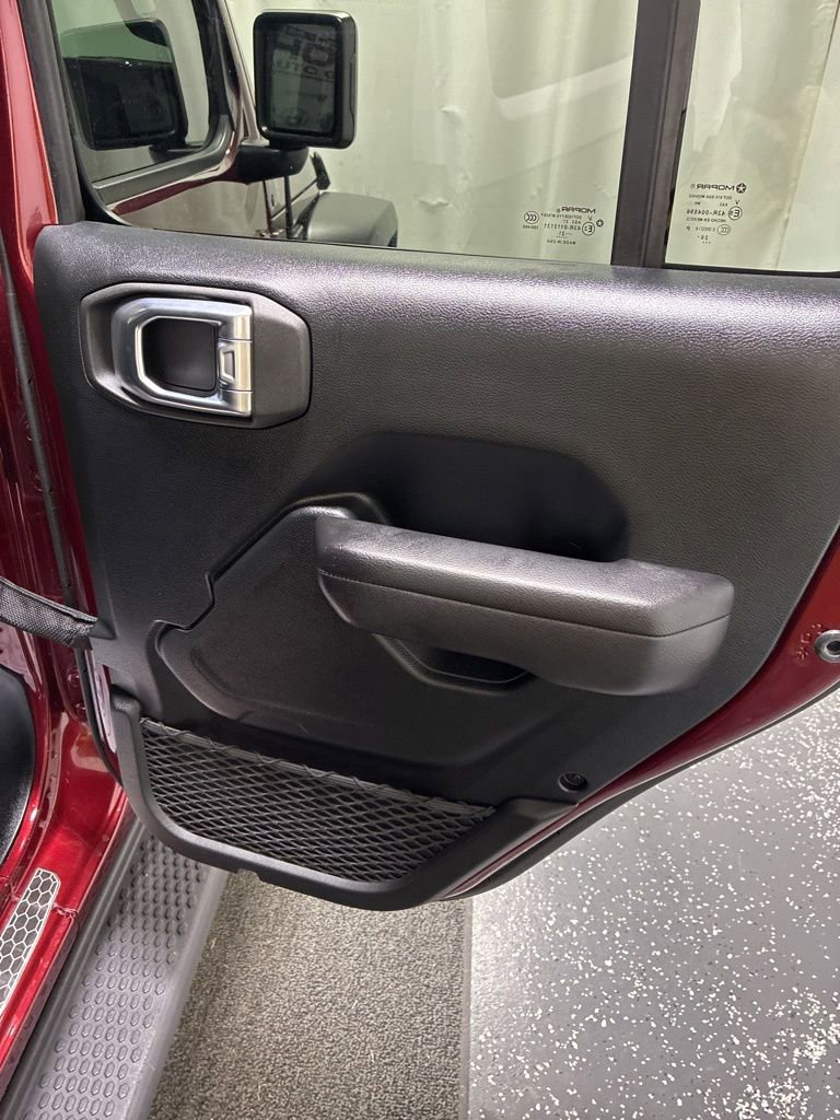 Used 2021 Jeep Wrangler Unlimited Sport AWD/4WD image 26