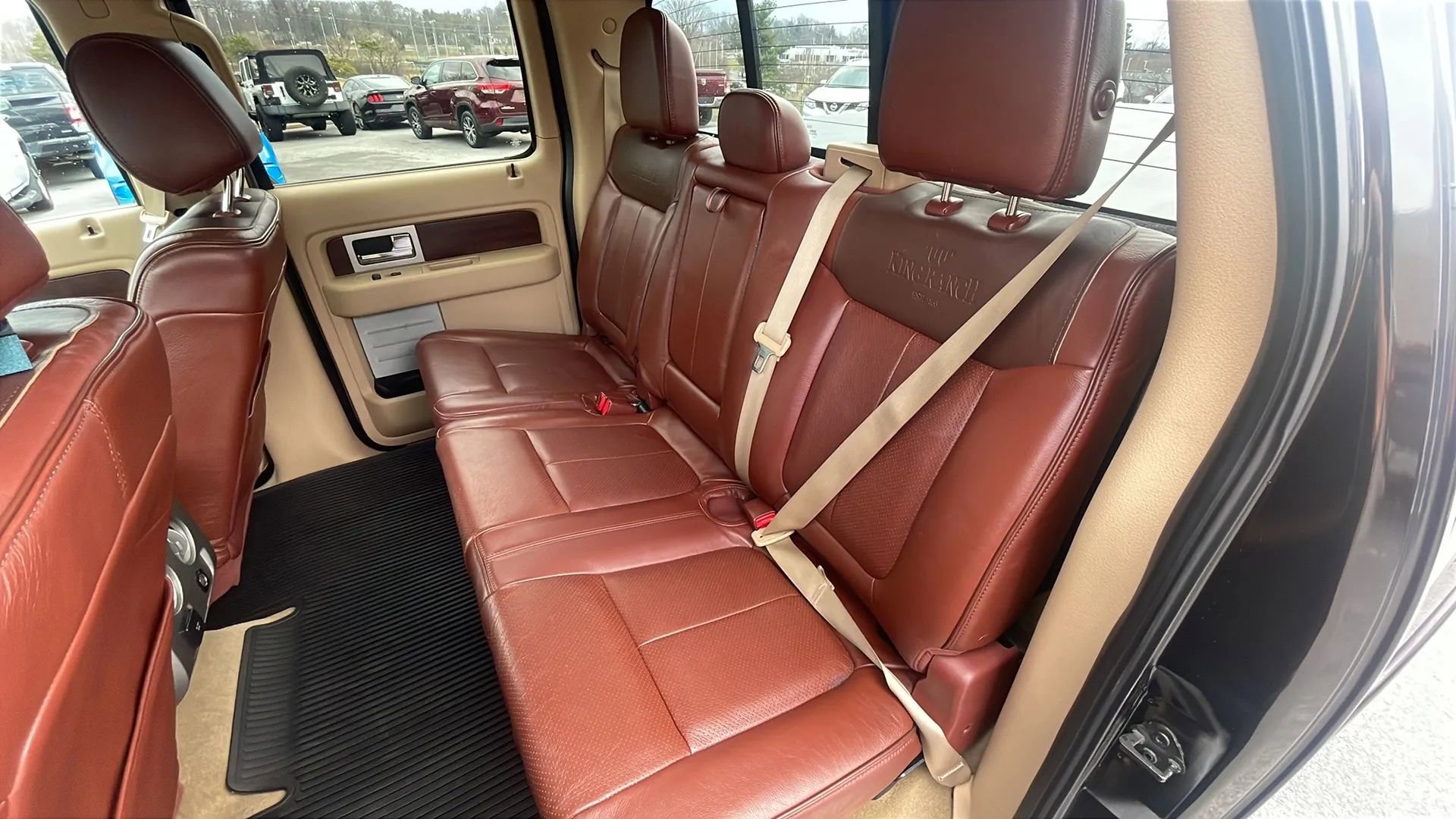 Used 2014 Ford F150 King Ranch w/ King Ranch Luxury Package image 38
