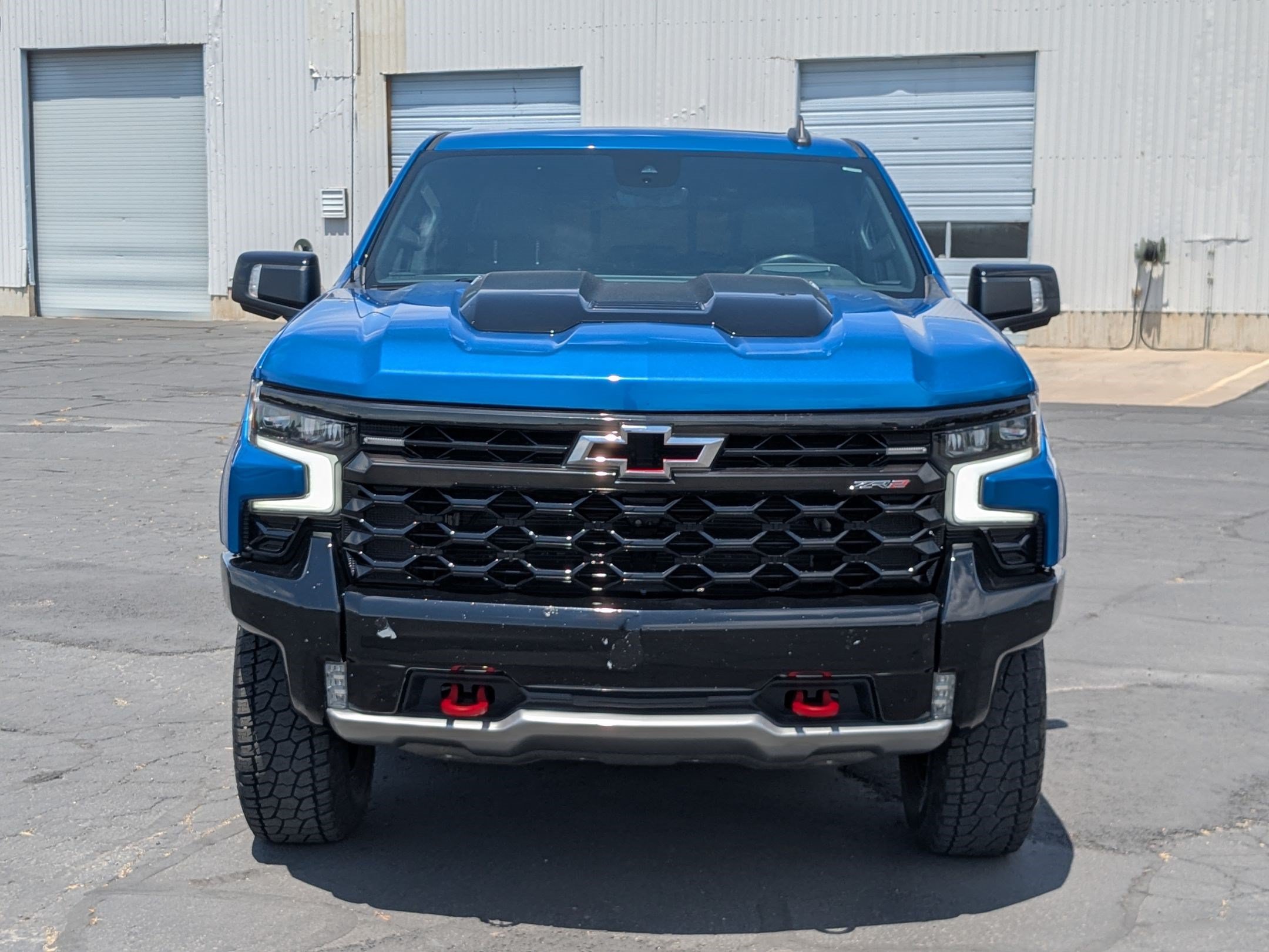 Used 2023 Chevrolet Silverado 1500 ZR2 w/ Technology Package AWD/4WD image 11