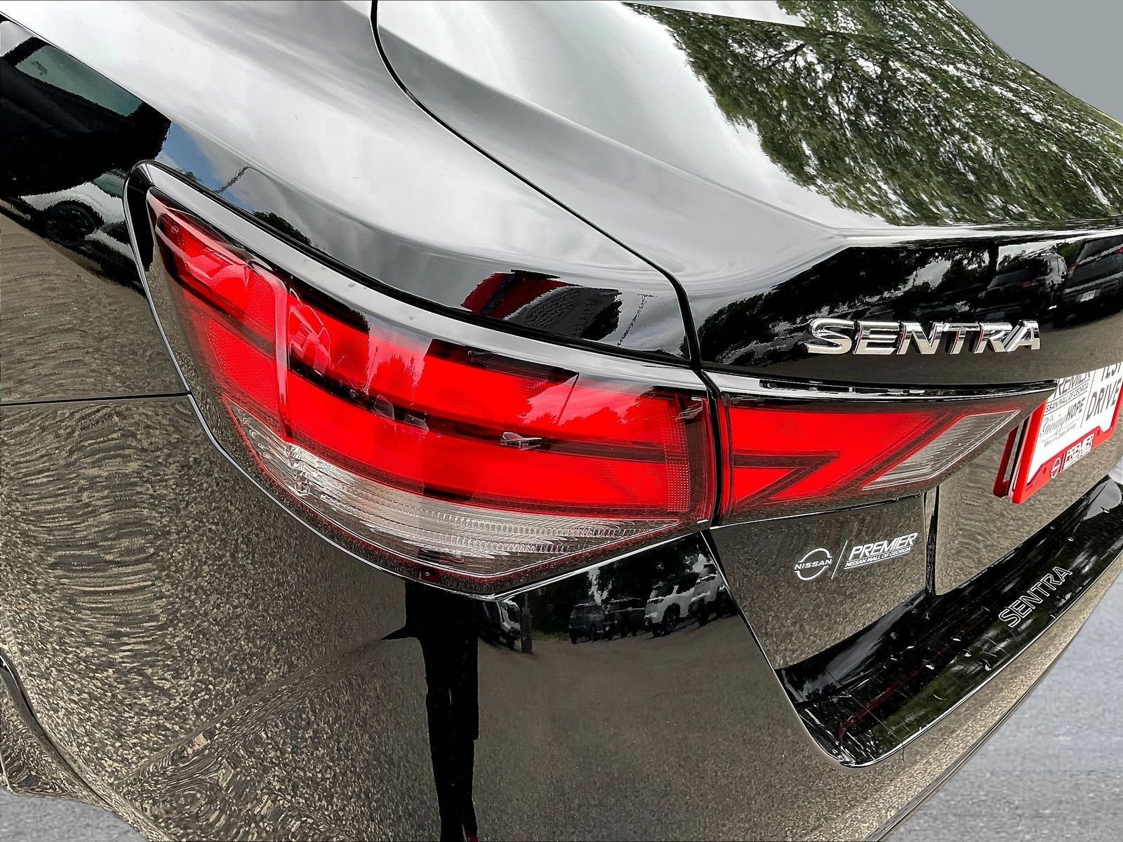 Certified 2025 Nissan Sentra SV FWD image 24