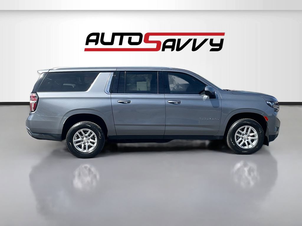 Used 2021 Chevrolet Suburban LT image 8